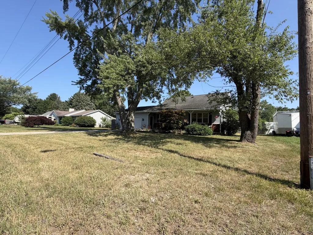 2334 Josephine Avenue Fruitport Charter Township MI 49444