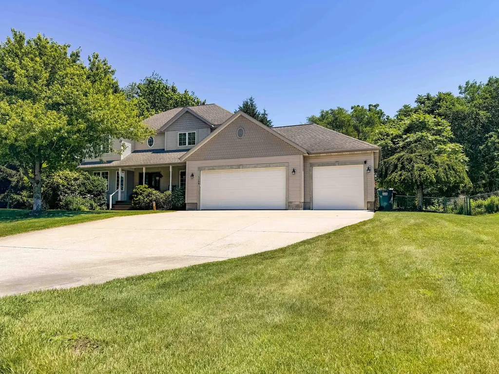 5108 Chanick Street Norton Shores City MI 49441