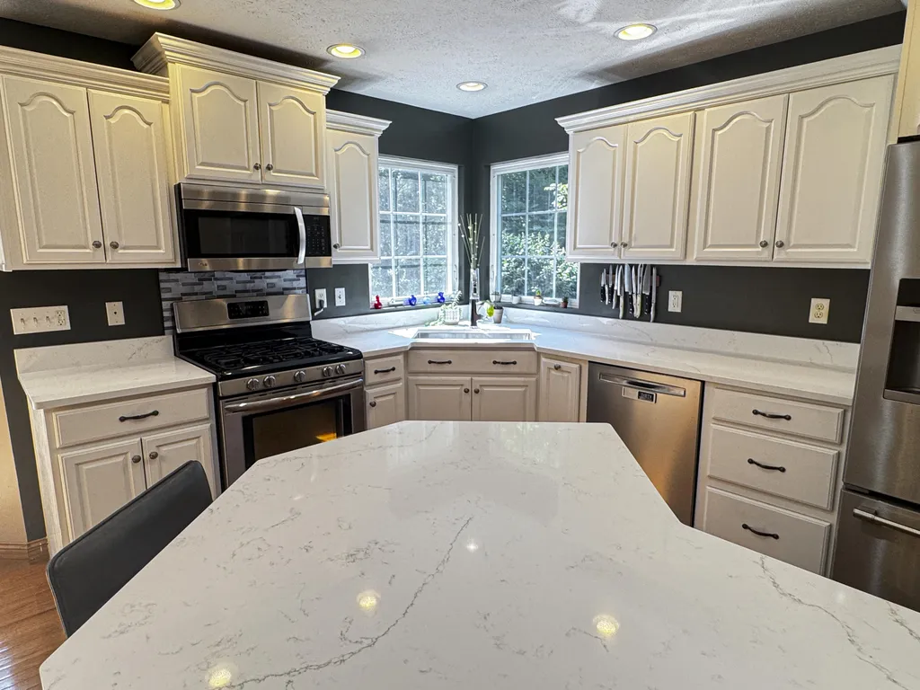 5108 Chanick Street Norton Shores City MI 49441
