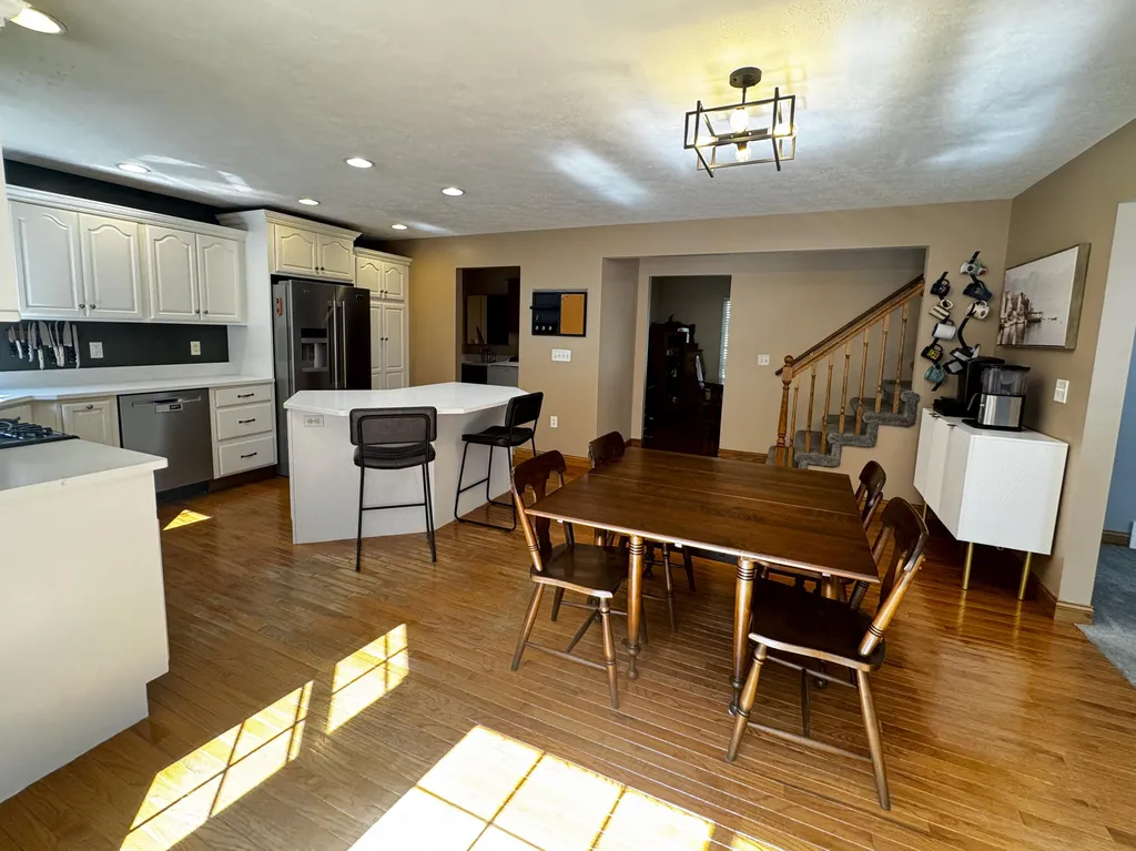 5108 Chanick Street Norton Shores City MI 49441