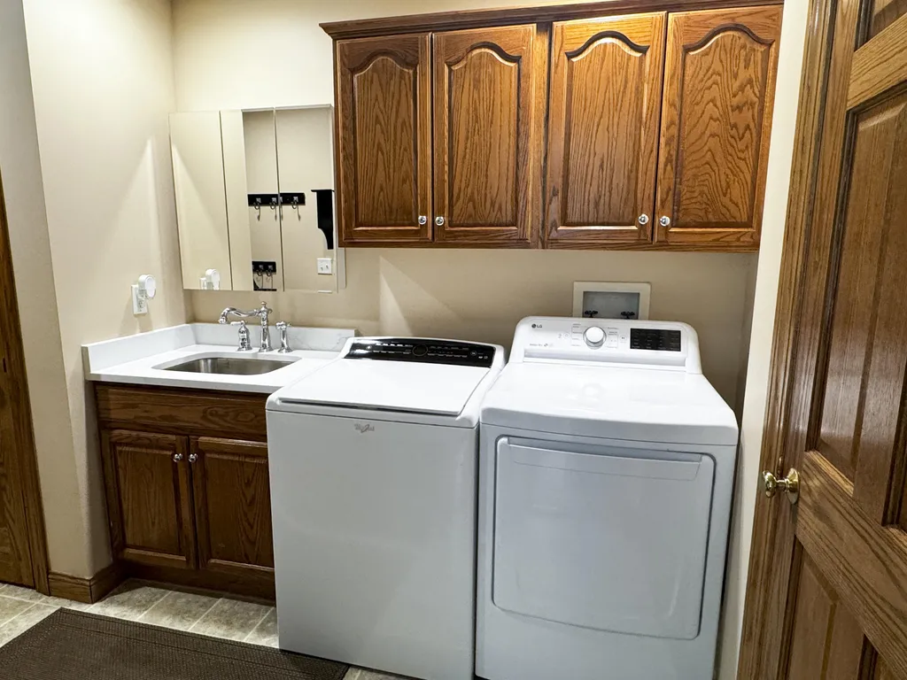 5108 Chanick Street Norton Shores City MI 49441