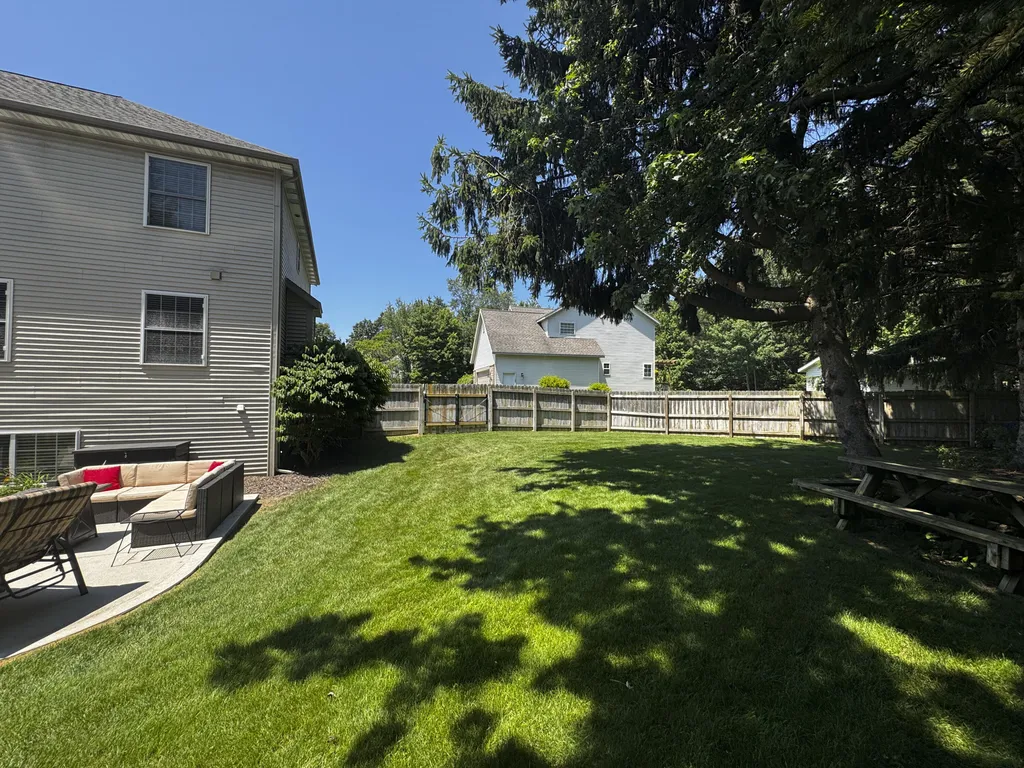 5108 Chanick Street Norton Shores City MI 49441