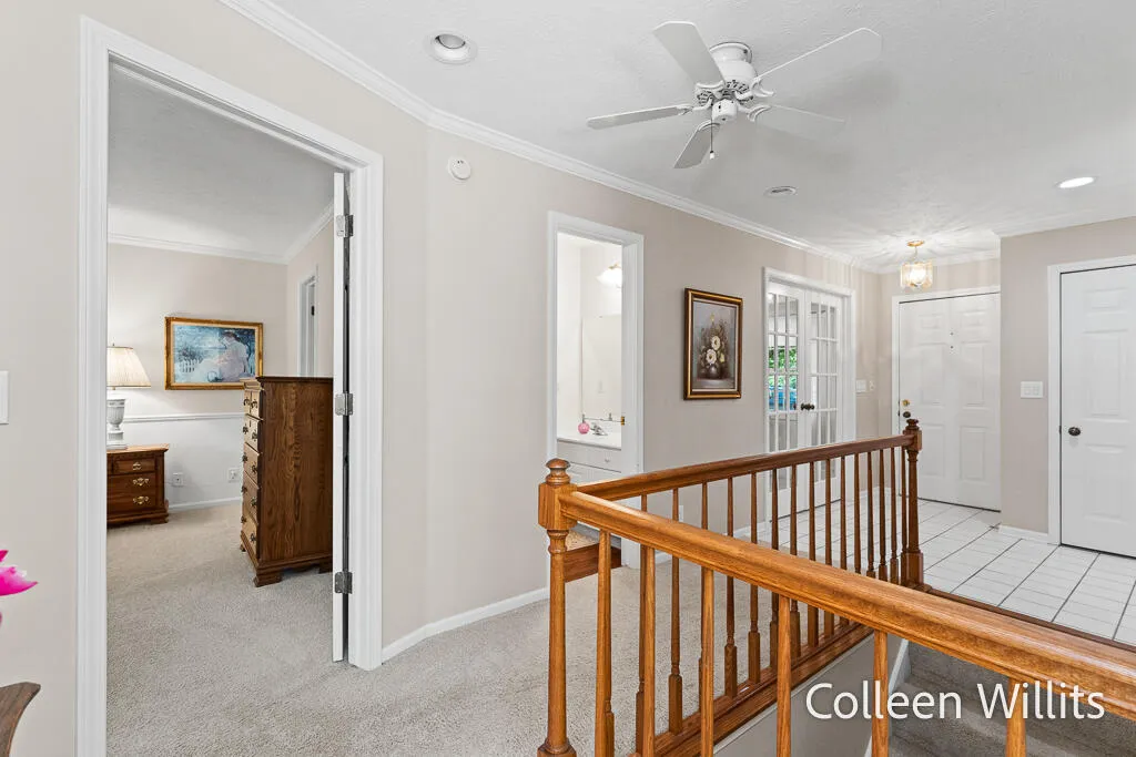 31 Skyline Circle NW Grand Rapids City MI 49504