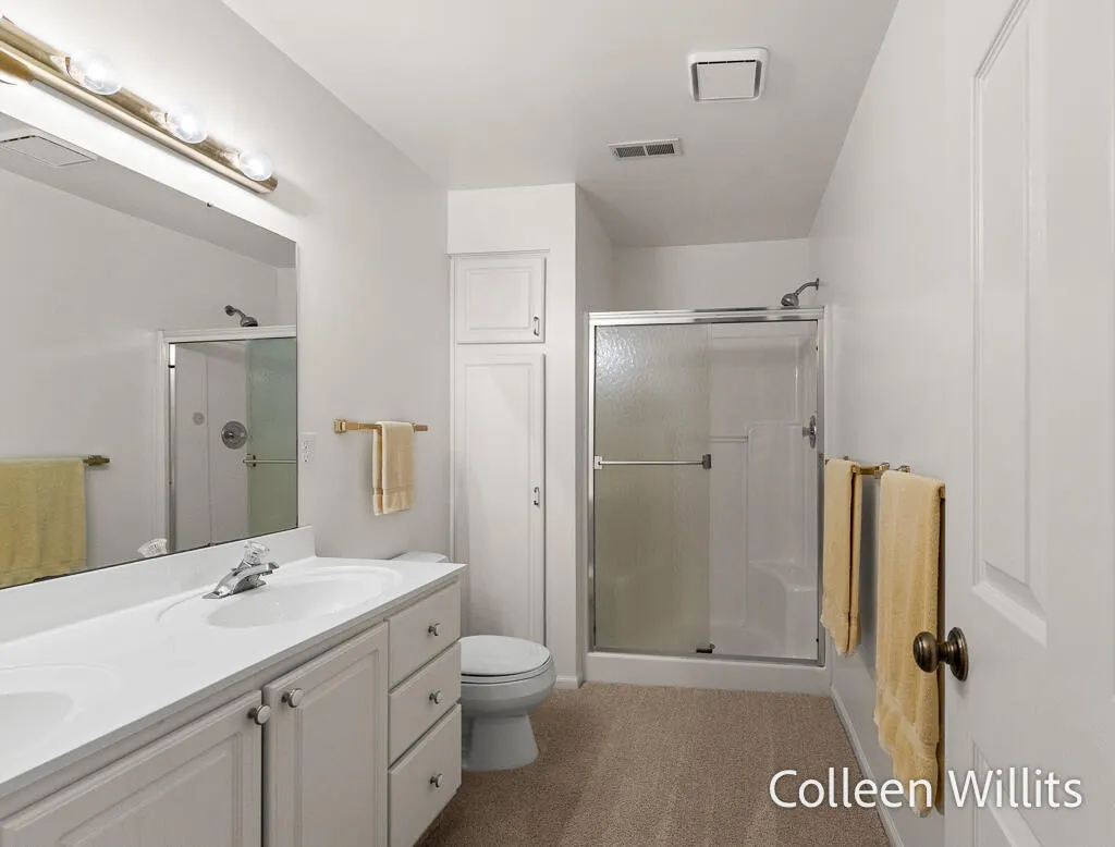 31 Skyline Circle NW Grand Rapids City MI 49504