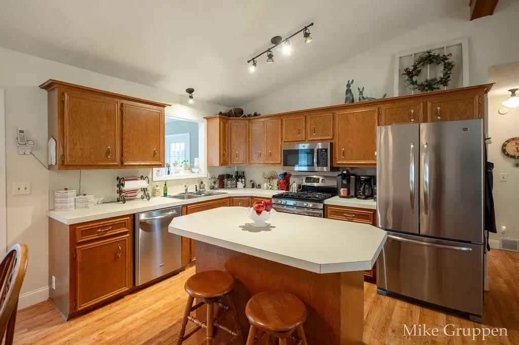 2565 Spring Court Holland Charter Township MI 49464