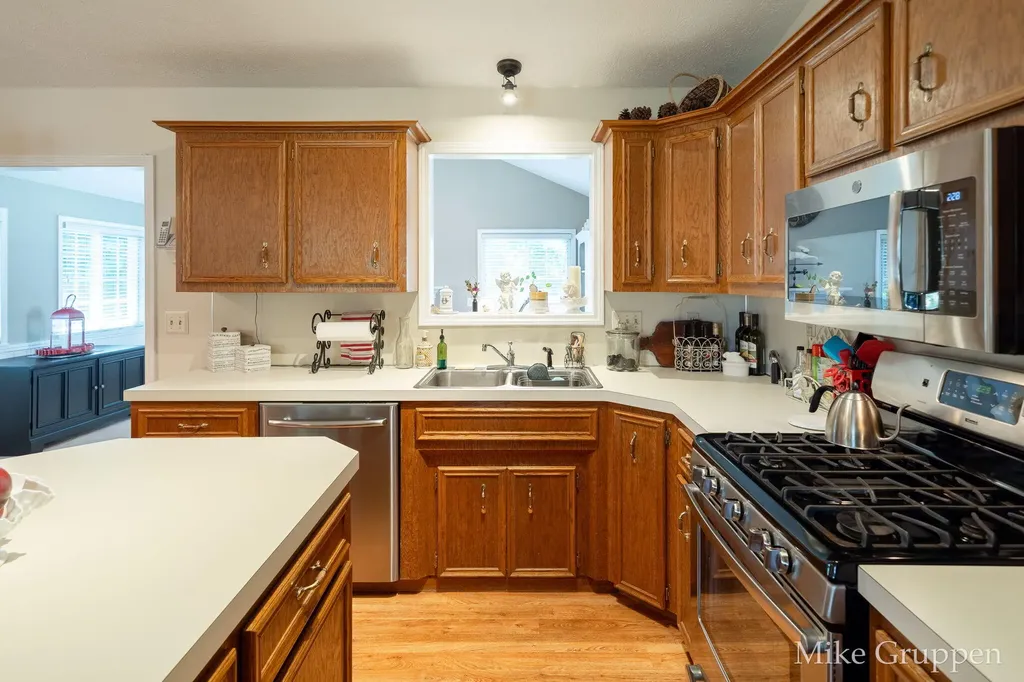 2565 Spring Court Holland Charter Township MI 49464