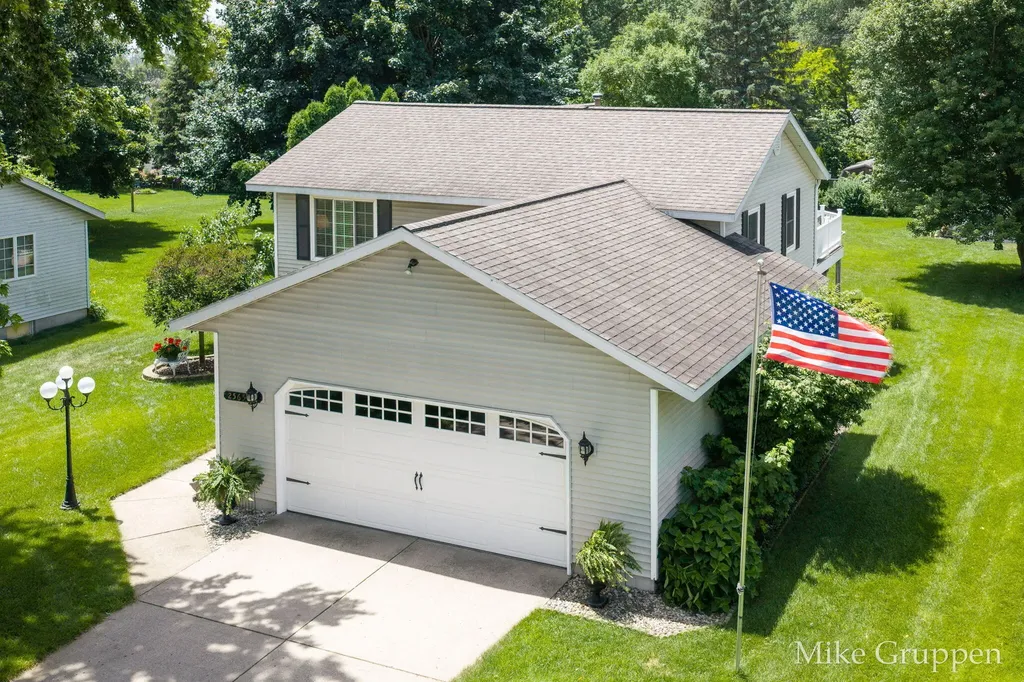 2565 Spring Court Holland Charter Township MI 49464