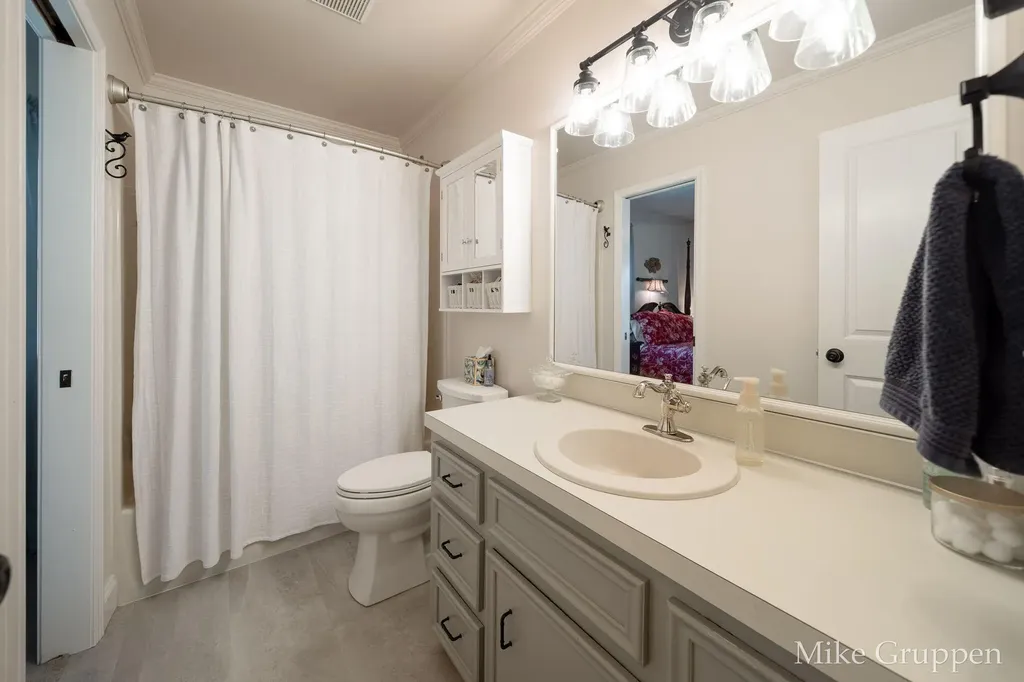 2565 Spring Court Holland Charter Township MI 49464