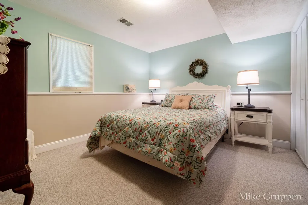 2565 Spring Court Holland Charter Township MI 49464