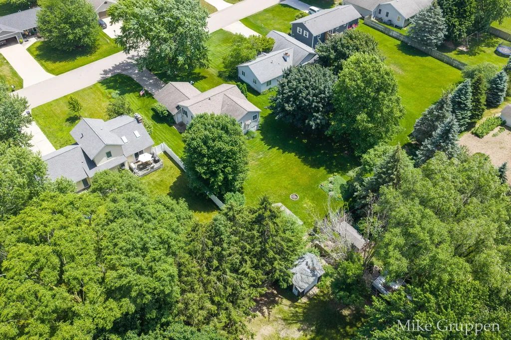 2565 Spring Court Holland Charter Township MI 49464