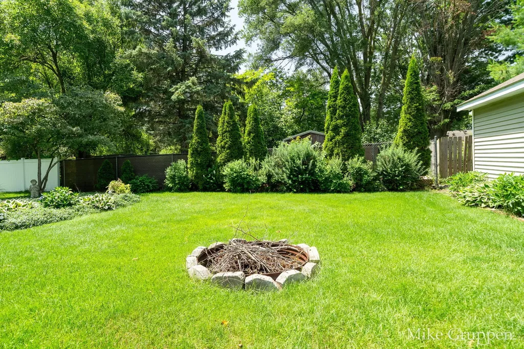 2565 Spring Court Holland Charter Township MI 49464
