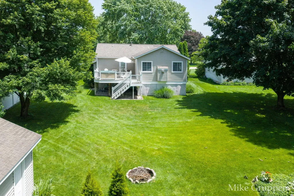 2565 Spring Court Holland Charter Township MI 49464