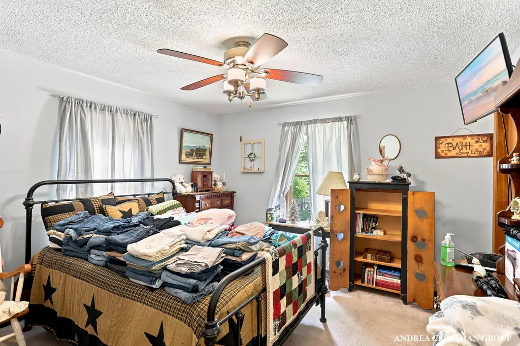 1095 Becker Road Muskegon Charter Township MI 49445