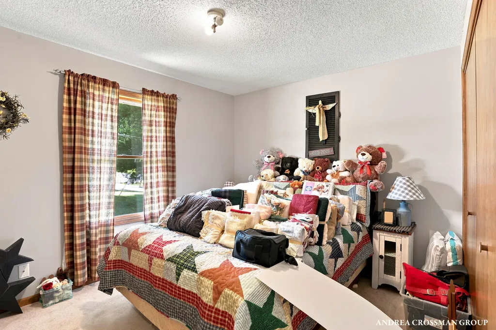 1095 Becker Road Muskegon Charter Township MI 49445