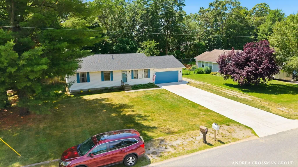 1095 Becker Road Muskegon Charter Township MI 49445