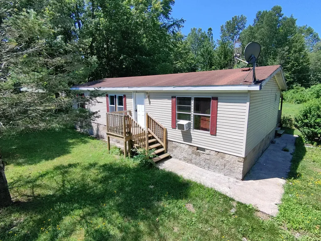 203 North Street Bangor City MI 49013