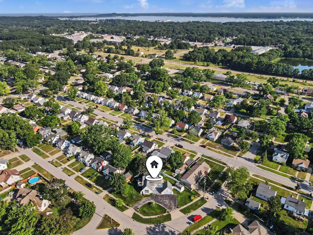 2933 Dawes Road Roosevelt Park City MI 49441