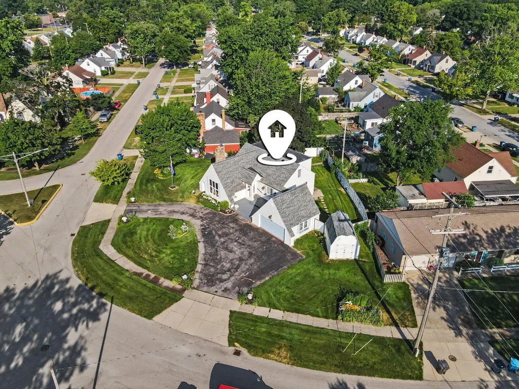 2933 Dawes Road Roosevelt Park City MI 49441