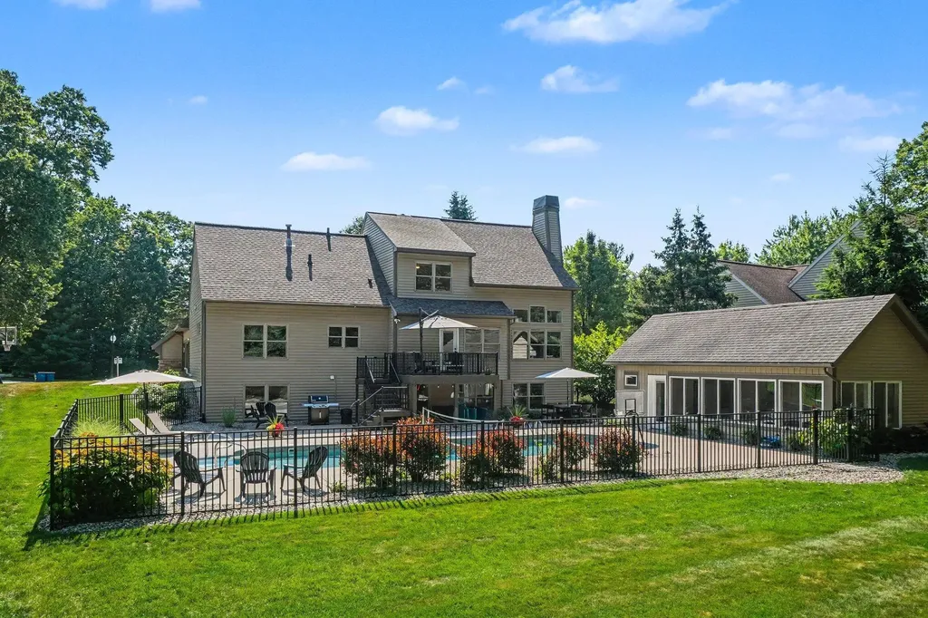 16033 Waterleaf Trail Spring Lake Township MI 49456