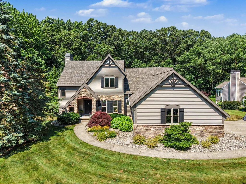 16033 Waterleaf Trail Spring Lake Township MI 49456