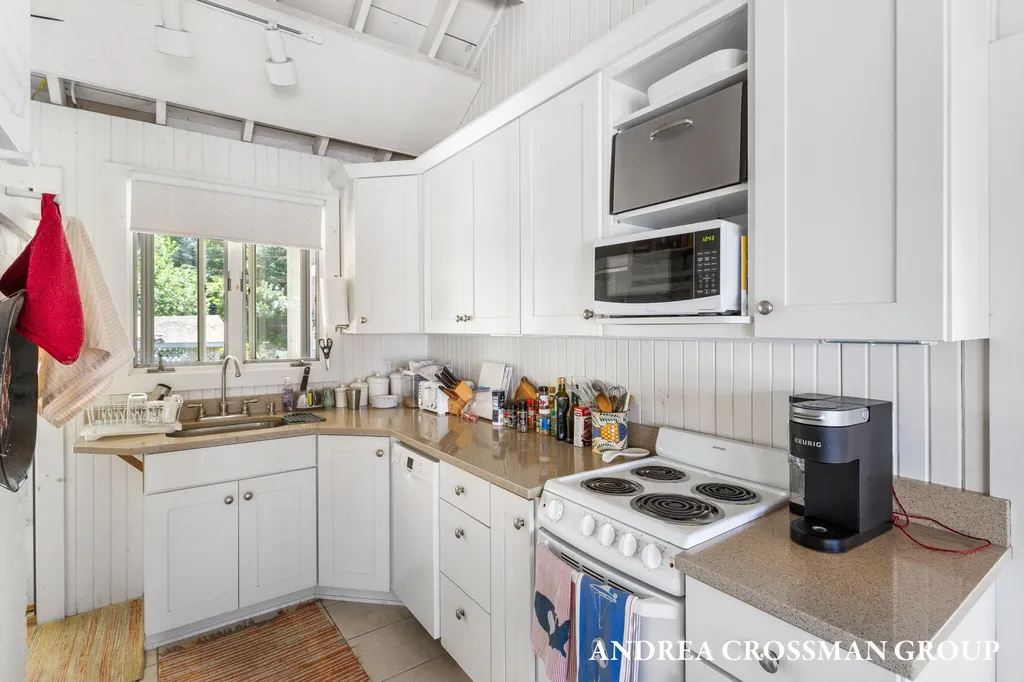 2086 Ryder Road Ganges Township MI 49408