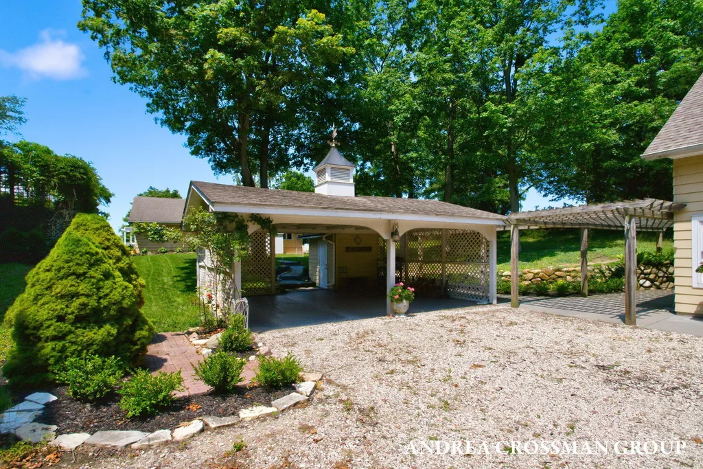 2086 Ryder Road Ganges Township MI 49408