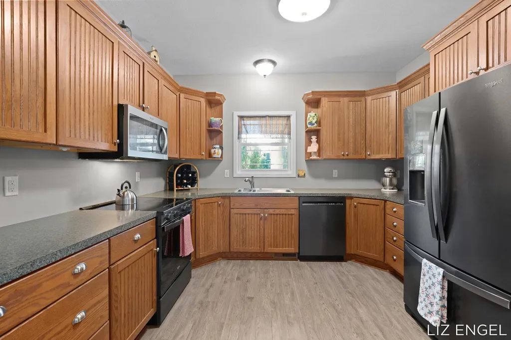 762 Wilderness Ridge Drive Unknown City MI 49406