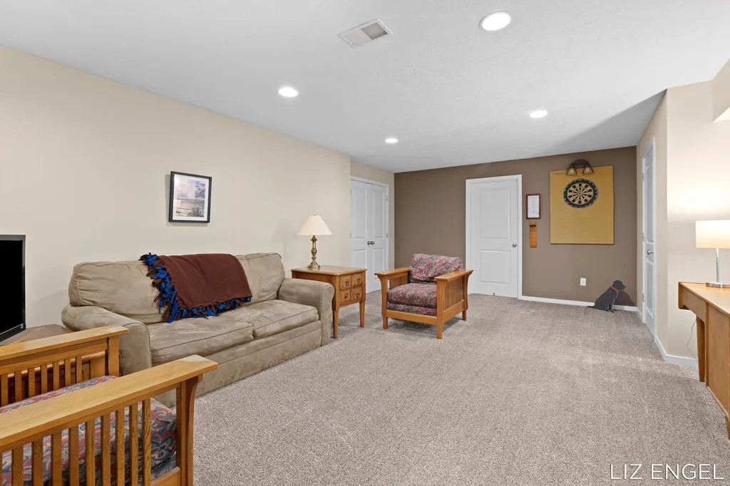 762 Wilderness Ridge Drive Unknown City MI 49406