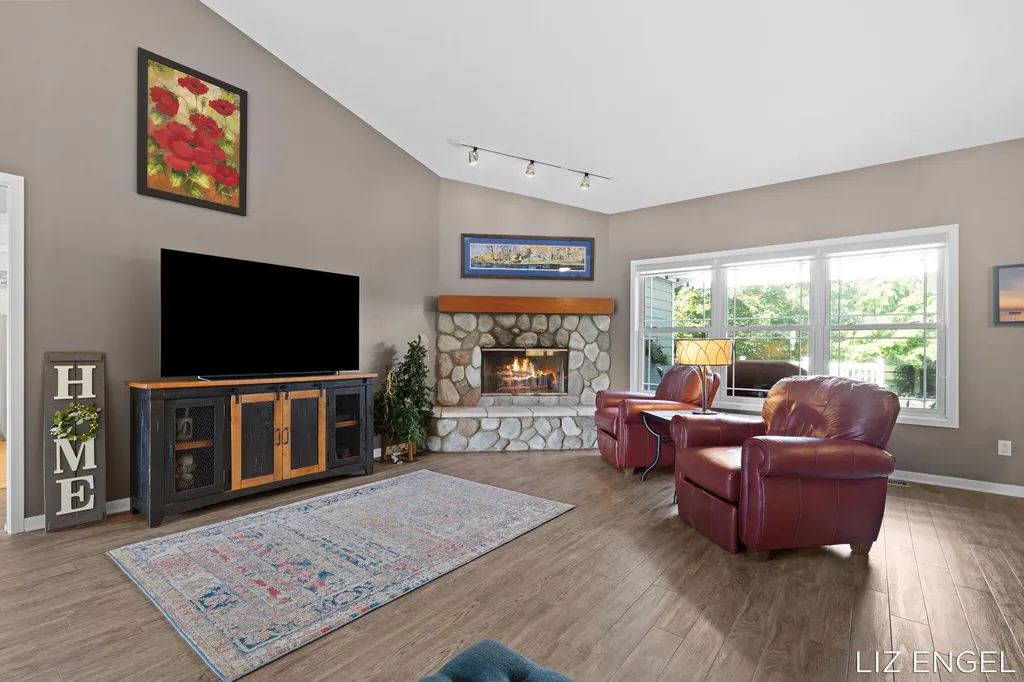 762 Wilderness Ridge Drive Unknown City MI 49406