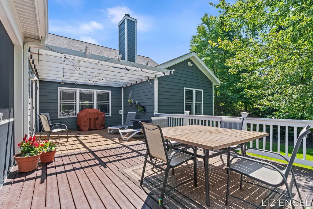 762 Wilderness Ridge Drive Unknown City MI 49406