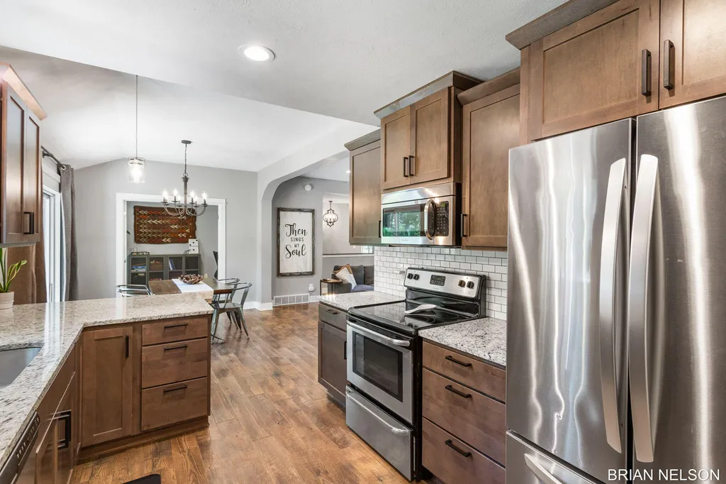 3380 Hollywood Drive Park Township MI 49424