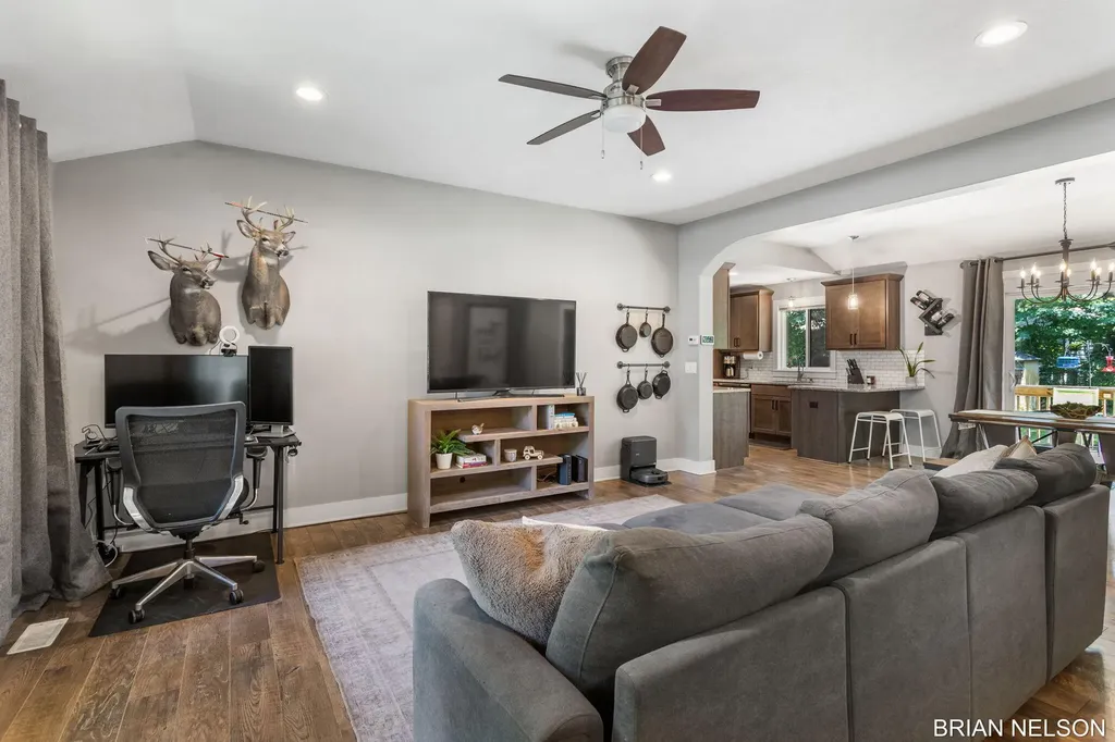 3380 Hollywood Drive Park Township MI 49424