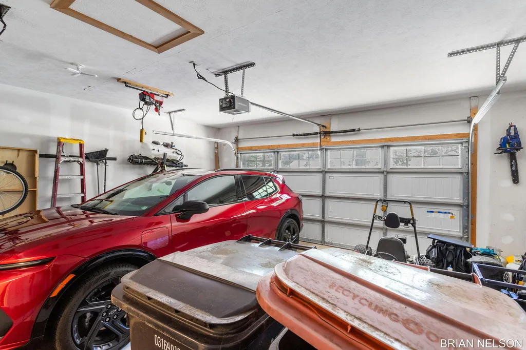 3380 Hollywood Drive Park Township MI 49424