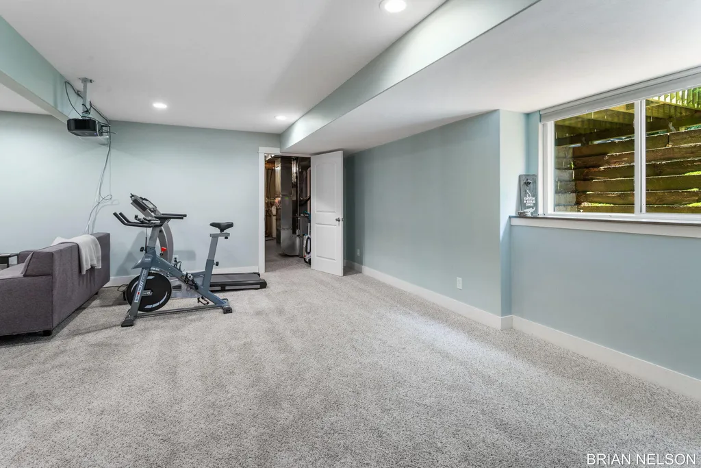 3380 Hollywood Drive Park Township MI 49424