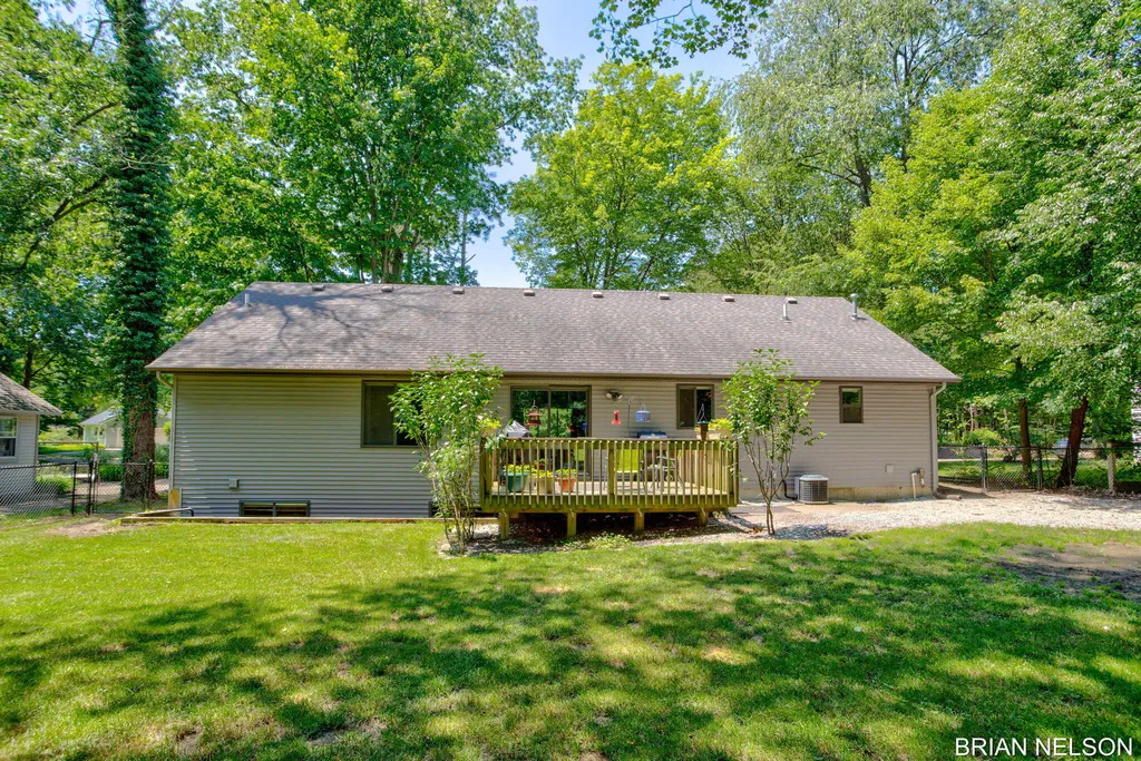 3380 Hollywood Drive Park Township MI 49424