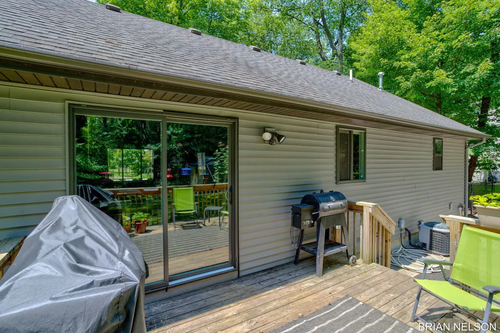 3380 Hollywood Drive Park Township MI 49424