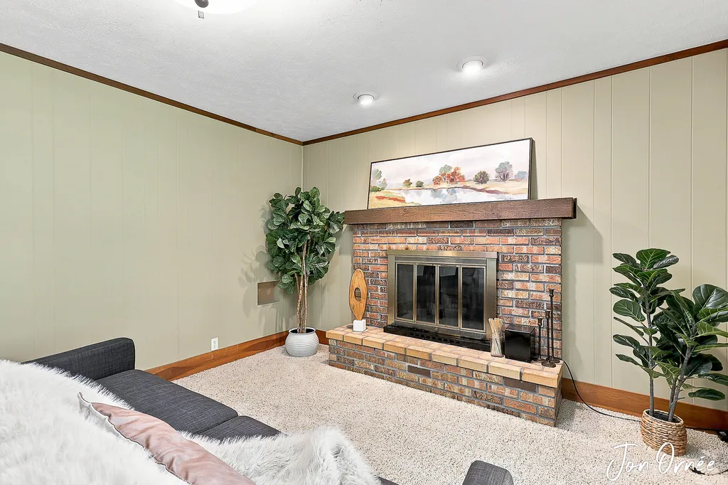 6055 141st Avenue Laketown Township MI 49423