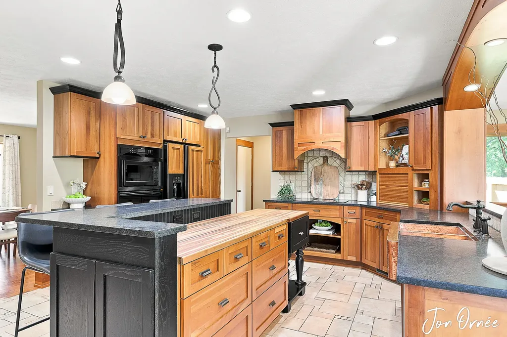 6055 141st Avenue Laketown Township MI 49423