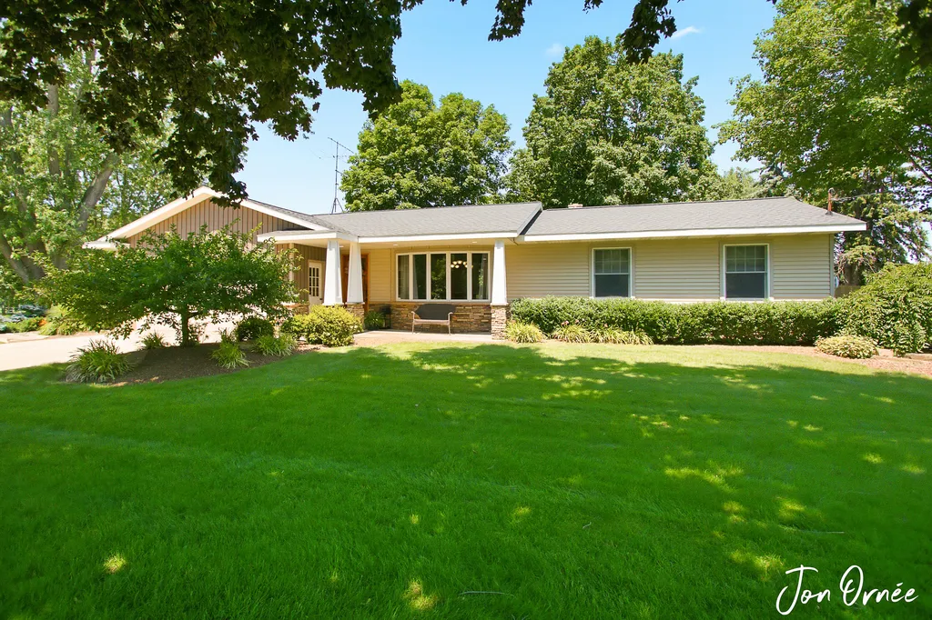 6055 141st Avenue Laketown Township MI 49423