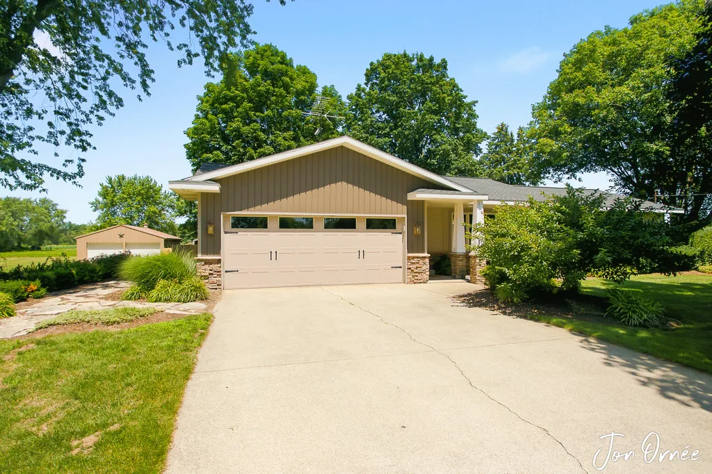 6055 141st Avenue Laketown Township MI 49423