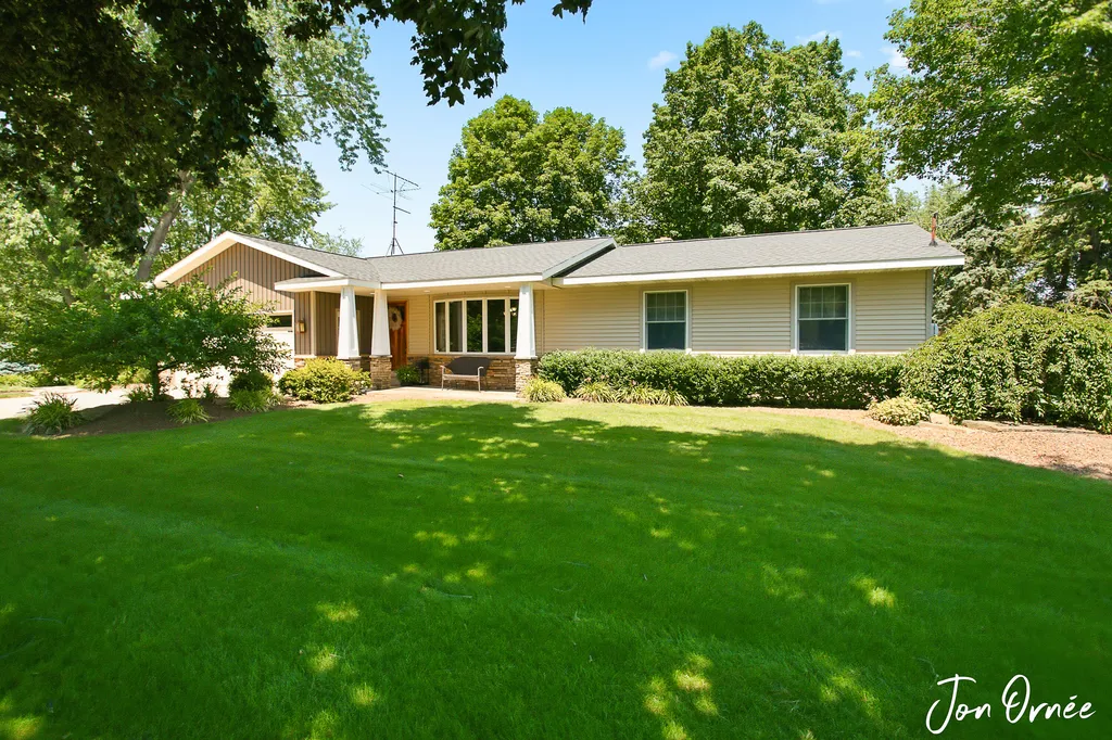 6055 141st Avenue Laketown Township MI 49423