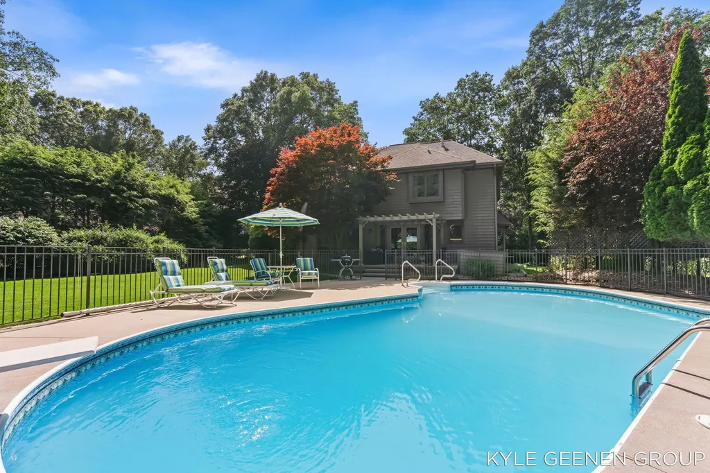 3970 Lake Point Drive Norton Shores City MI 49441