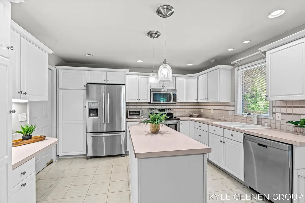 3970 Lake Point Drive Norton Shores City MI 49441