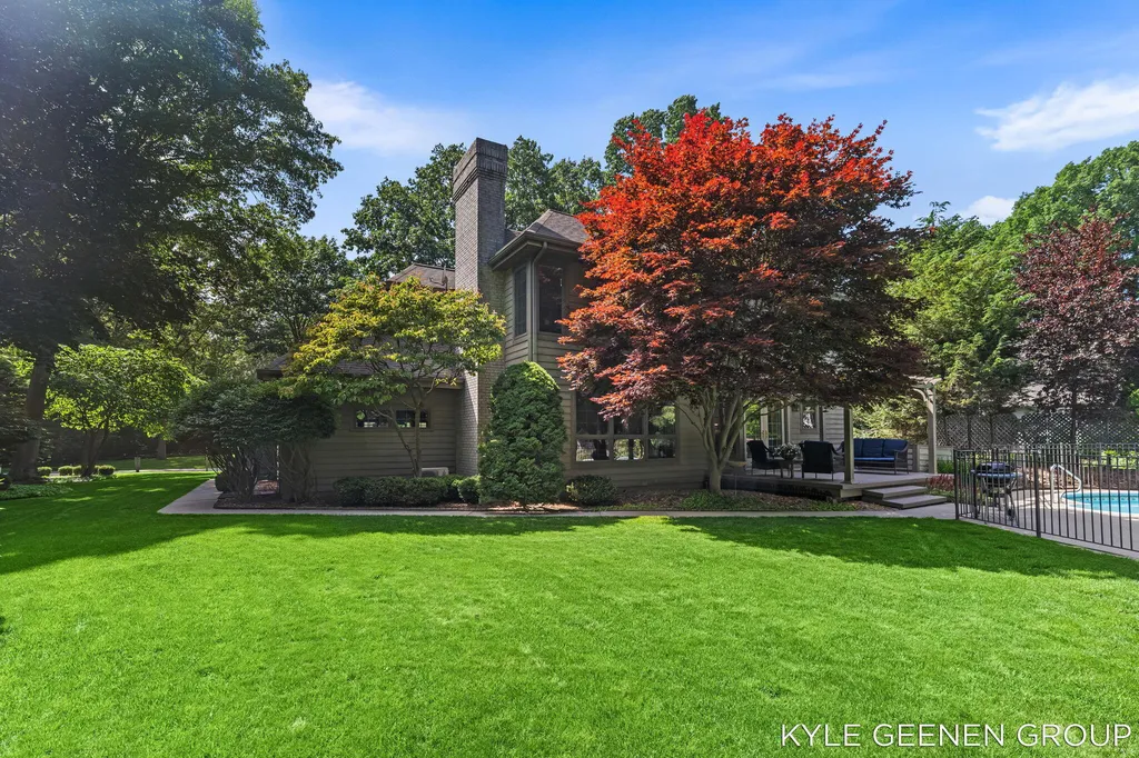 3970 Lake Point Drive Norton Shores City MI 49441