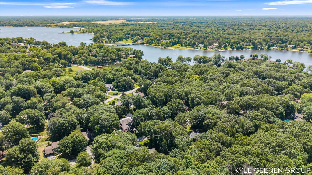 3970 Lake Point Drive Norton Shores City MI 49441