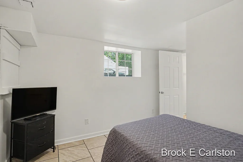 855 Windsor Avenue Muskegon City MI 49441