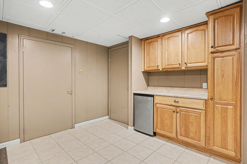 16115 Harbor View Drive Ferrysburg City MI 49456