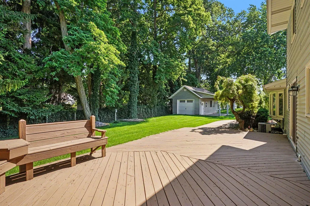 16115 Harbor View Drive Ferrysburg City MI 49456