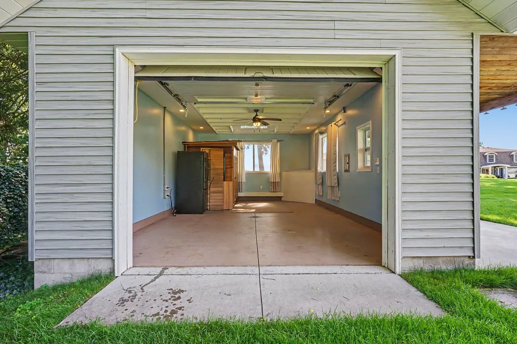 16115 Harbor View Drive Ferrysburg City MI 49456