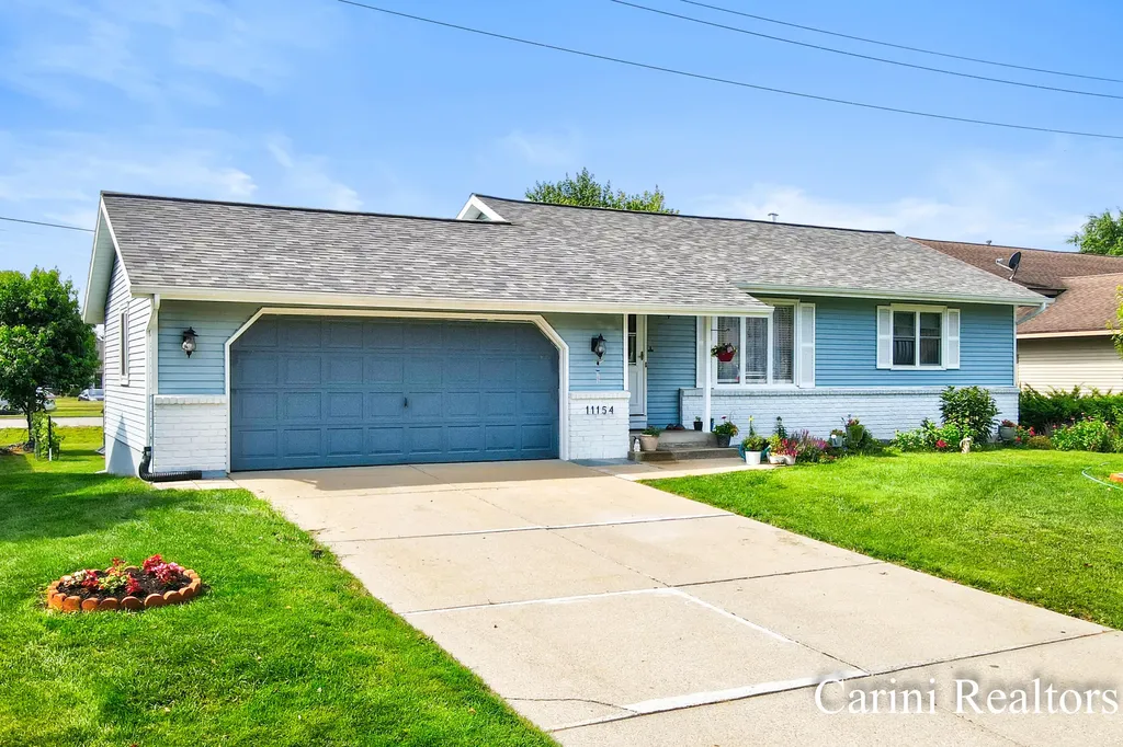 11154 Summer Drive Holland Charter Township MI 49464